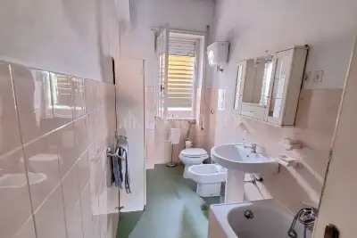 Casa in vendita, Via Ugo Amaldi, Roma