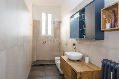 Casa in vendita, Via Irnerio, Bologna