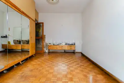 Casa in vendita, Via Lario, Milano