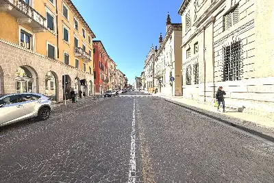 Casa in affitto, Corso Cavour, Verona