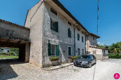 Villino a Schiera in vendita, Via Prasecco, Pordenone
