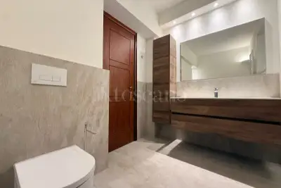 Casa in vendita, Via Adelaide Coari, Milano