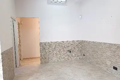 Negozio in vendita, Viale Ronchi , Roma