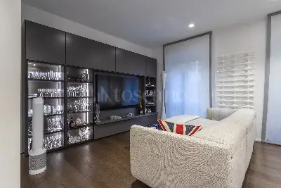 Casa in vendita, Piazza Tricolore-V.le Piave, Milano