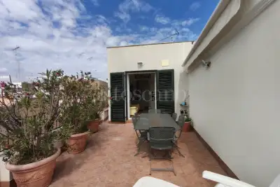 Casa Indipendente in vendita, Via Barletta, Brindisi