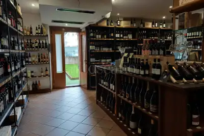 Attività Commerciale in vendita, Viale della Repubblica, Lavena Ponte Tresa