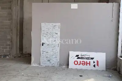 Capannone in vendita, Via Roma, Guardamiglio