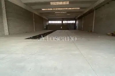 Capannone in vendita, via don milani, Guardamiglio