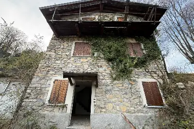 Villa in vendita, Via Cerano, Centro Valle Intelvi