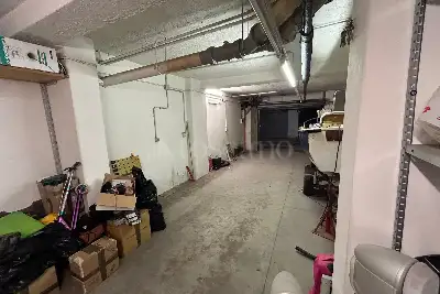 Box in vendita, via corrado del greco, Roma