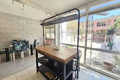 Villino a Schiera in vendita, Via Lago di Como, Pomezia