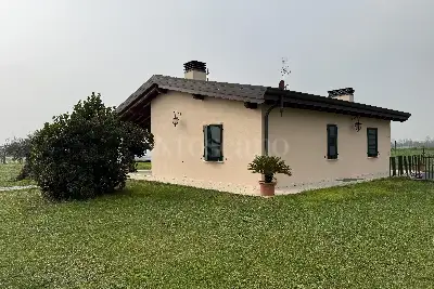 Villa in vendita, Via Mariola, Gussago