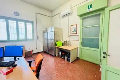 Laboratorio in vendita, Via Giano della Bella, Roma