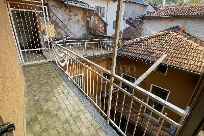 Palazzo in vendita, Via A. Bossi, Brusimpiano