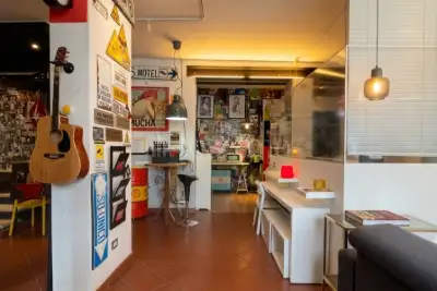 Casa in vendita, Via Montedenno, Brescia