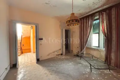 Casa Indipendente in vendita, Via Roma, Zafferana Etnea
