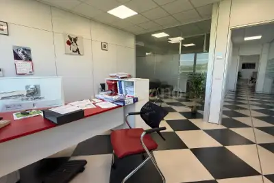 Ufficio in vendita, Via delle Genziane, Guidonia Montecelio
