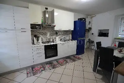 Casa in vendita, via Garibaldi Olgiate Comasco, Olgiate Comasco