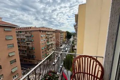 Casa in vendita, Via Valerio Flacco, Roma
