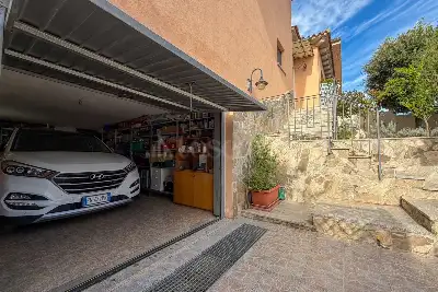 Villino a Schiera in vendita, Via Atene, Olbia, Olbia