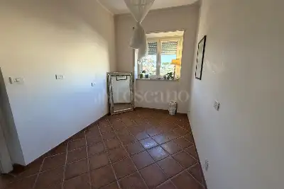 Villino a Schiera in vendita, Viale Alessandro Magno, Roma