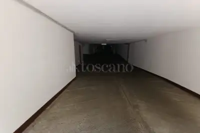Box in vendita, Via Raffaello Sanzio 7, Milano