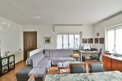 Casa in vendita, Via Benvenuto Cellini, Cantù