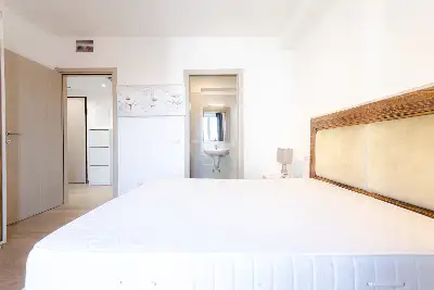 Casa in vendita, Via Carlo Farini, Milano