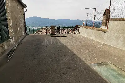 Casa in vendita, Via Roma, Chiusdino