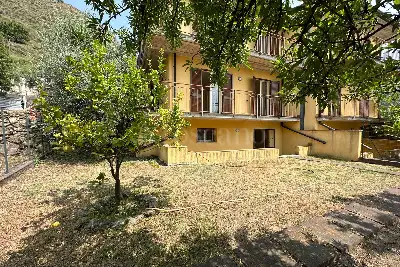 Villino a Schiera in vendita, Strada Provinciale 13, Gallodoro