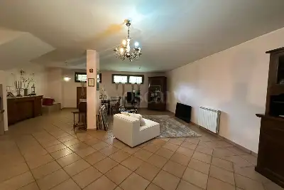 Villino a Schiera in vendita, Via Serecchia, Cisterna di Latina , Cisterna di Latina