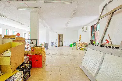 Capannone in vendita, Via Provinciale, Grantola