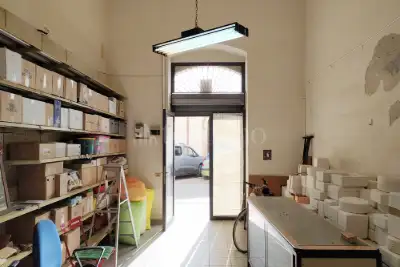 Negozio in vendita, Via Epicarmo, Siracusa