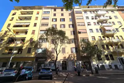 Magazzino in vendita, Via Cesare Baronio, Roma