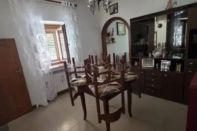 Casa Indipendente in vendita, Via Fiume Tavo, Cappelle sul Tavo