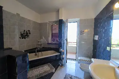 Villa Plurifamiliare in vendita, Via Paganica, L'Aquila