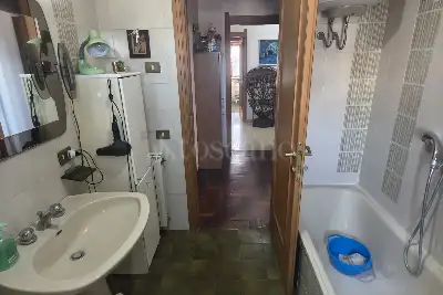 Casa in vendita, Via Giovanni Squarcina, Roma