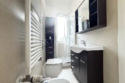 Casa in affitto, Via Valtellina, Milano