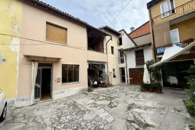 Casa Indipendente in vendita, Via Cristoforo Colombo, Borgosatollo