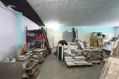 Magazzino in vendita, Piazza Marconi, Sant'Agata li Battiati