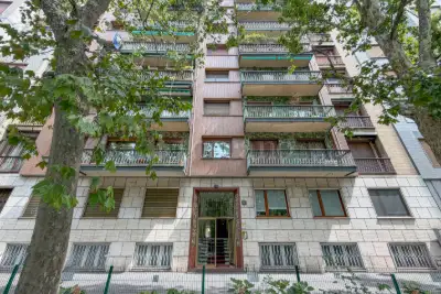 Casa Indipendente in vendita, Via Francesco Melzi d'Eril 18, Milano