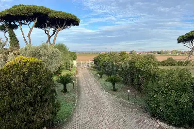 Villa in vendita, Via di Praia a Mare, Fiumicino