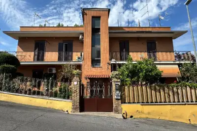 Casa in vendita, Via dei Macarani, Roma