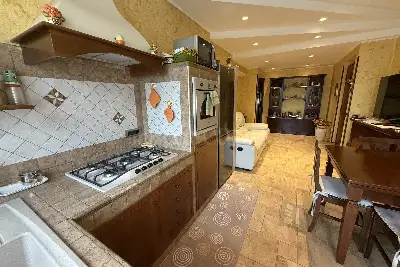 Casa in vendita, Piazza Leonardo Da Vinci, Ciampino