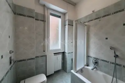 Casa in affitto, Via dei Tulipani, Milano