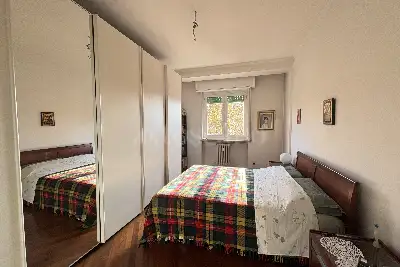 Casa in vendita, Via Lorenteggio, Milano