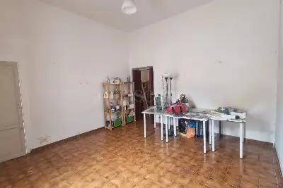 Casa in vendita, Via Castelfidardo, Roma