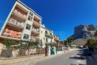 Casa in vendita, Via del Manderino, Palermo