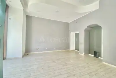 Negozio in affitto, Via Santa Cecilia, Messina