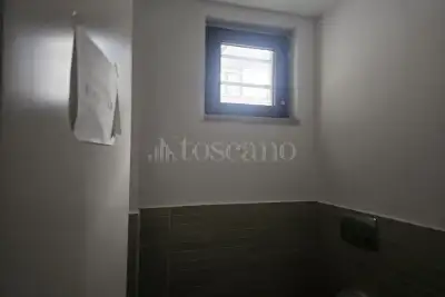 Store for sale, Via XXIV Maggio, Latina